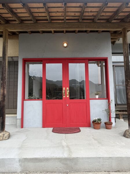 店舗入り口ドア