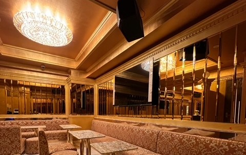 施工事例（ゴールドイエロー）