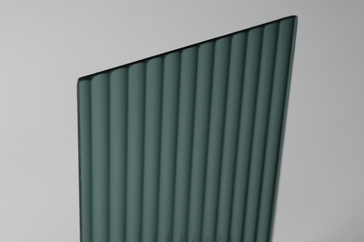 FLK-01Gモールガラスグレーの斜め