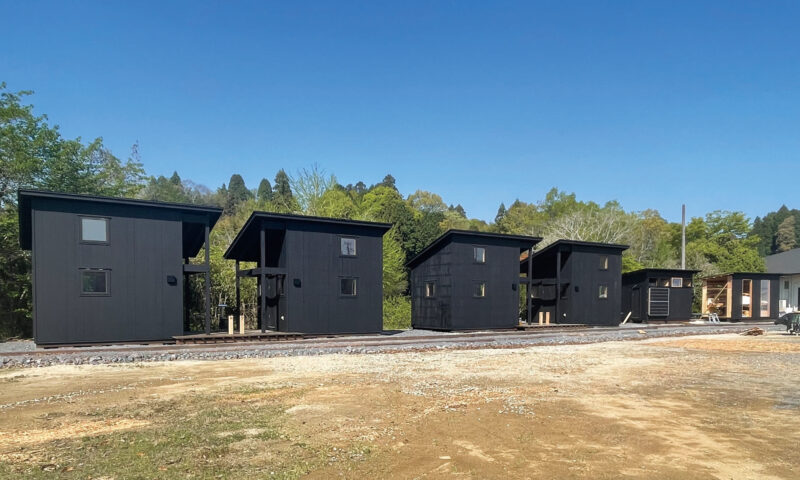 小さな家（遠景）